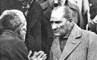 CUMHURİYETE GİDEN YOLDA KİLOMETRE TAŞLARINA BASMAK